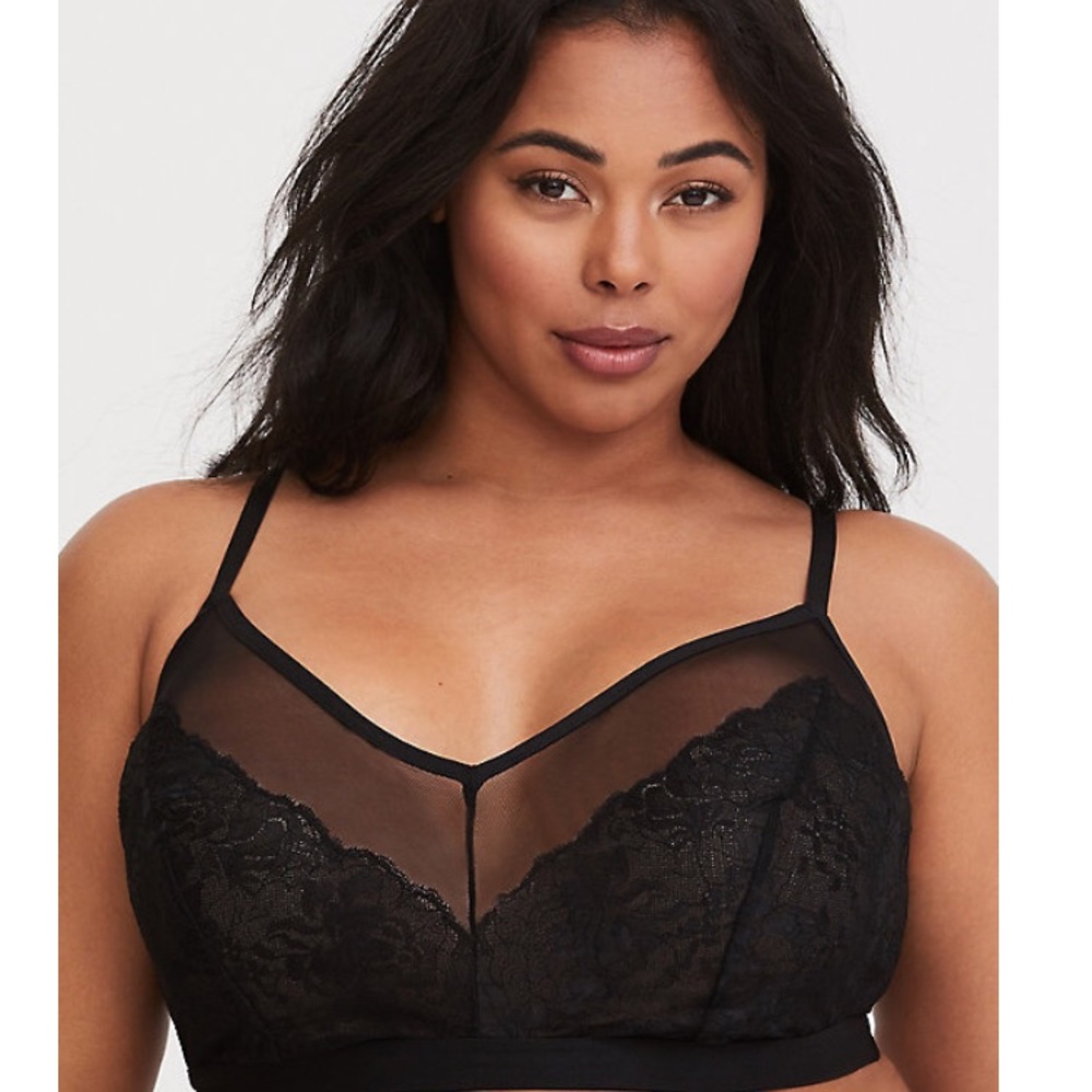 Black Torrid lace and mesh bralette